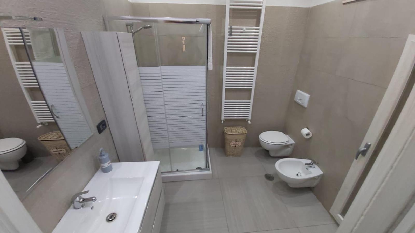 Casa Vacanze G&G Villa Brindisi Bagian luar foto